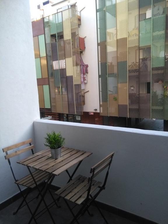 Az El Balcon De Las Armas Renovado!!! - Parking Gratis Zaragoza Luaran gambar